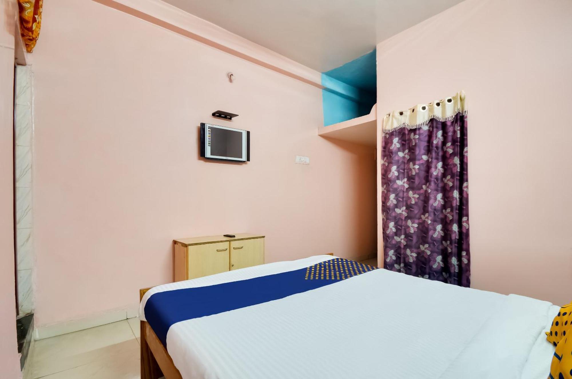 Hotel O Sri Murugan Lodge Коимбатур Экстерьер фото